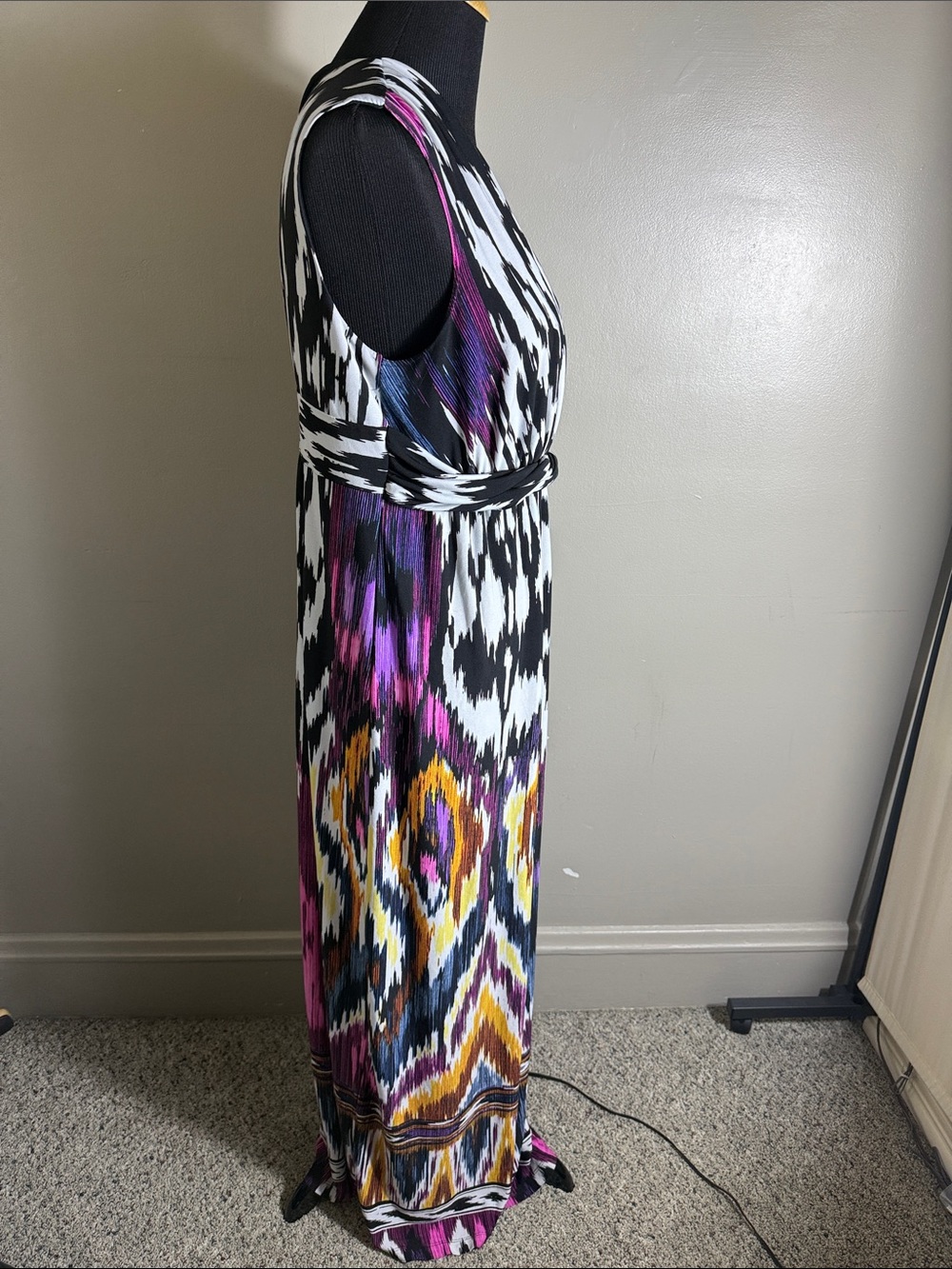 Chico’s Sleeveless V-Neck Maxi Dress in Black & Purple Ikat Print Sz XL - Picture 4 of 11